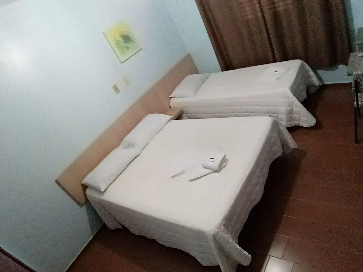 Giroto Hotel Realeza Extérieur photo