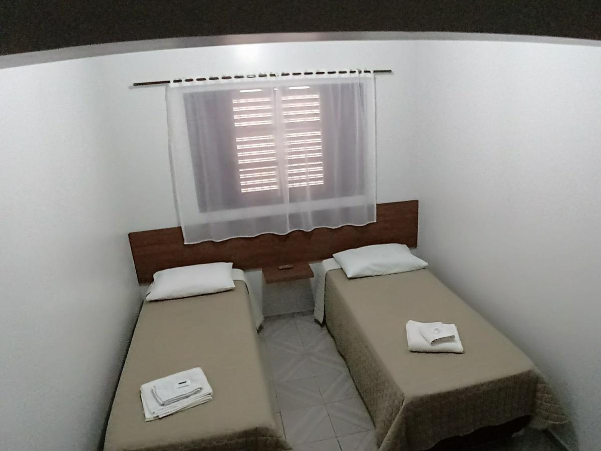 Giroto Hotel Realeza Extérieur photo