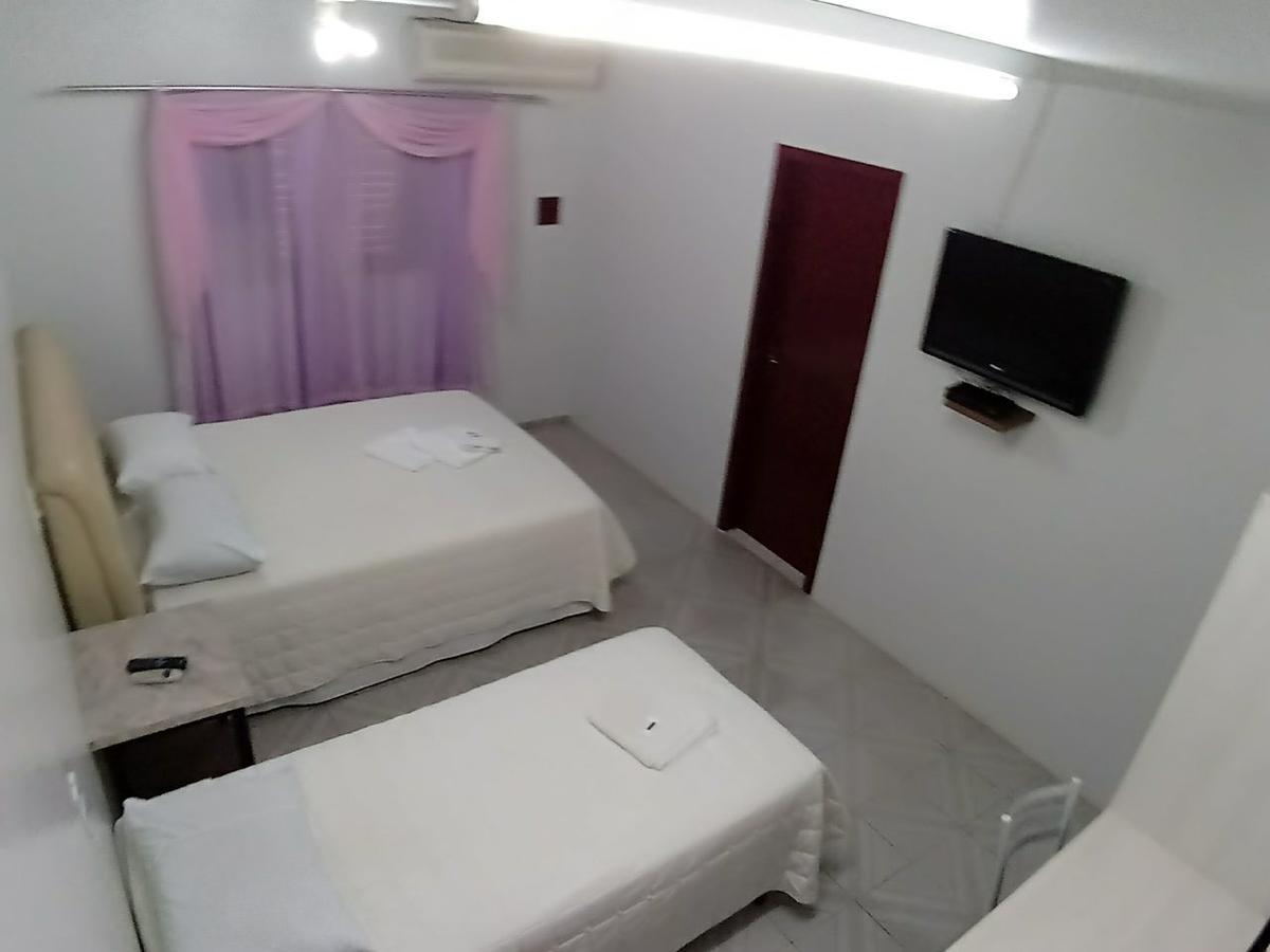 Giroto Hotel Realeza Extérieur photo